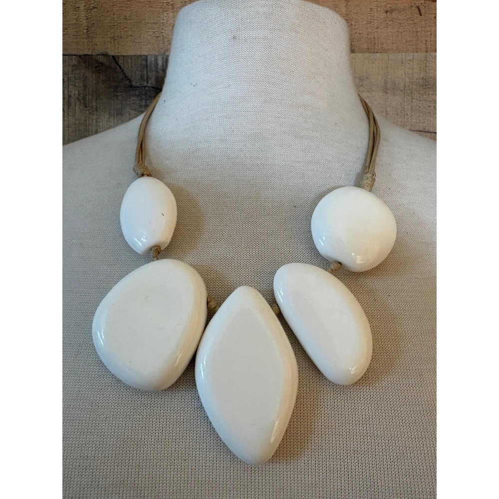 1946 White Chunky Stone Statement Bib Necklace Tan Cord Coastal Boho